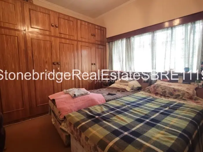 4 Bedroom House for Sale in Kumalo, Bulawayo