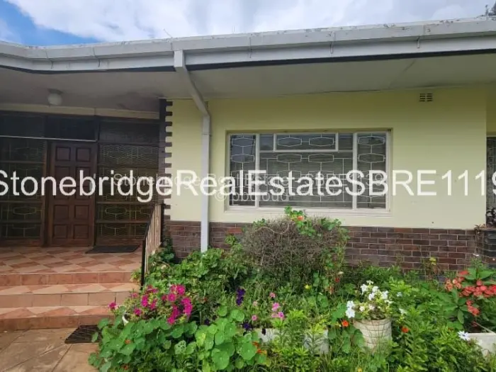 4 Bedroom House for Sale in Kumalo, Bulawayo