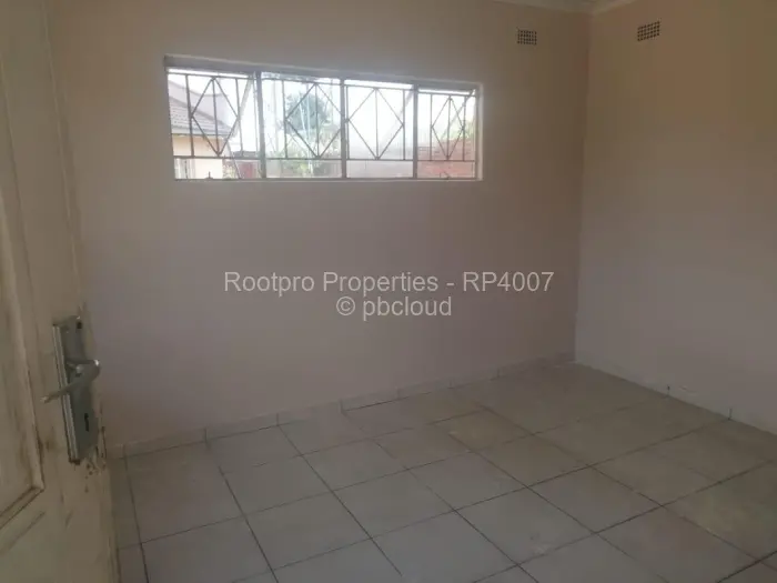 1 Bedroom House to Rent in Chipukutu Park, Ruwa