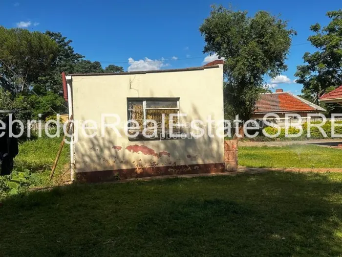3 Bedroom House for Sale in Malindela, Bulawayo