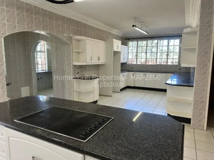 5 Bedroom House for Sale in Glen Lorne, Harare