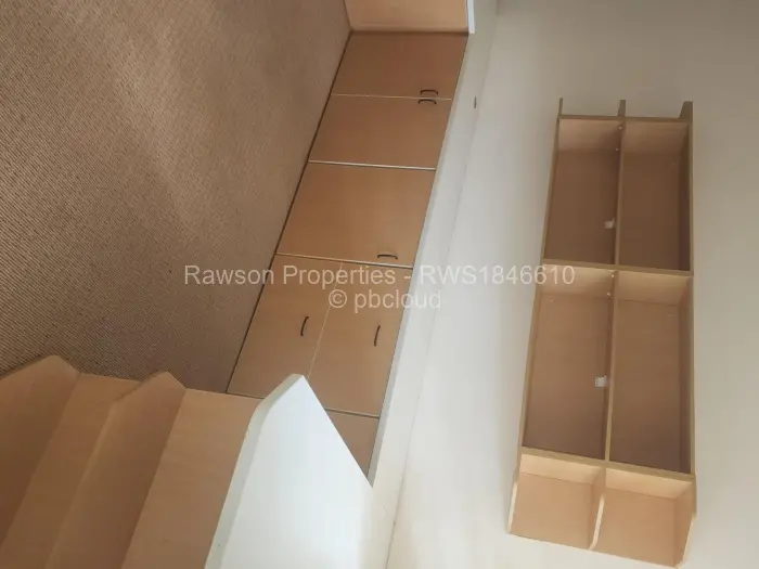 5 Bedroom House for Sale in Glen Lorne, Harare