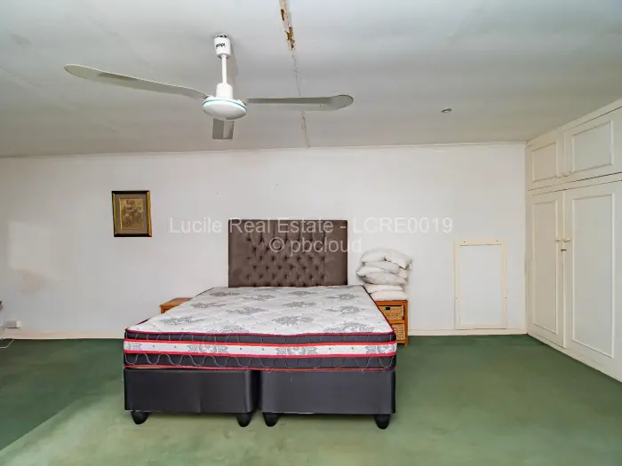 5 Bedroom House for Sale in Borrowdale, Harare