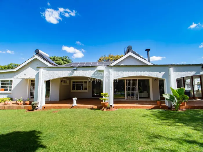 5 Bedroom House for Sale in Borrowdale, Harare