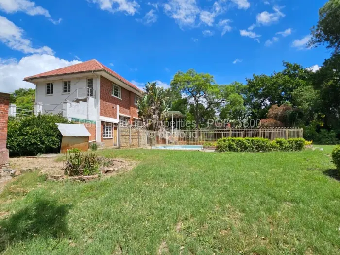 5 Bedroom House for Sale in Hillside Byo, Bulawayo