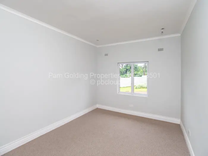 Townhouse/Cluster for Sale in Helensvale, Harare