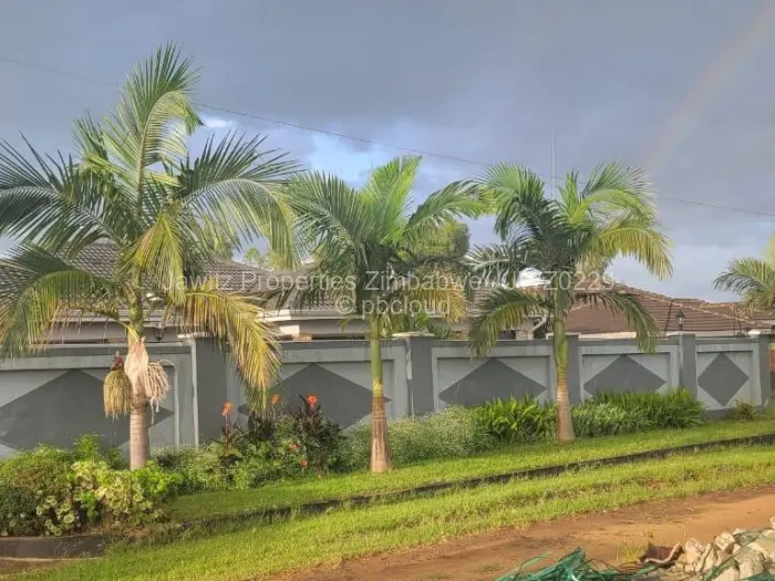 5 Bedroom House for Sale in Sandton Park, Harare