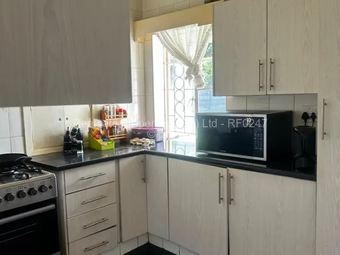 3 Bedroom House for Sale in Malindela, Bulawayo