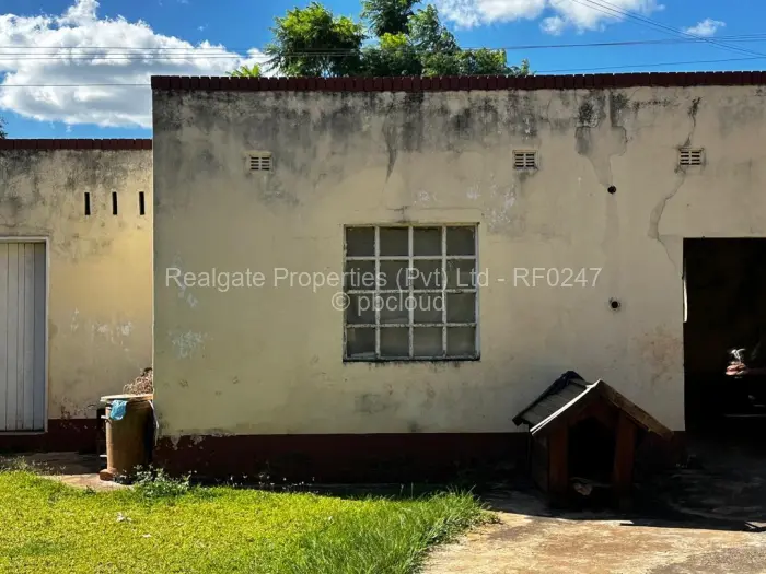 3 Bedroom House for Sale in Malindela, Bulawayo