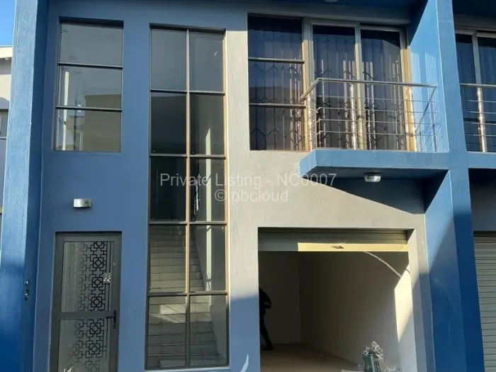 Flat/Apartment to Rent in Newlands