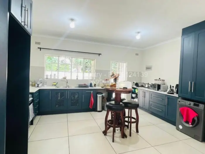 Flat/Apartment to Rent in Greendale, Harare