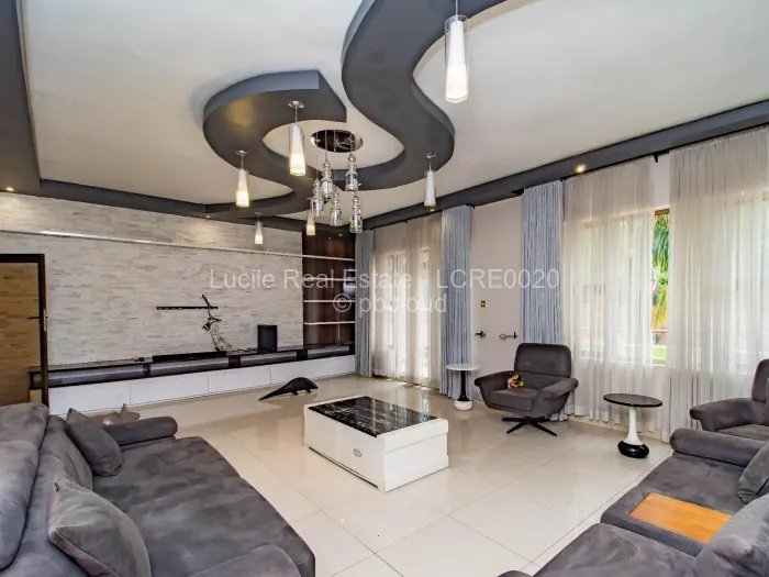 5 Bedroom House for Sale in Glen Lorne, Harare