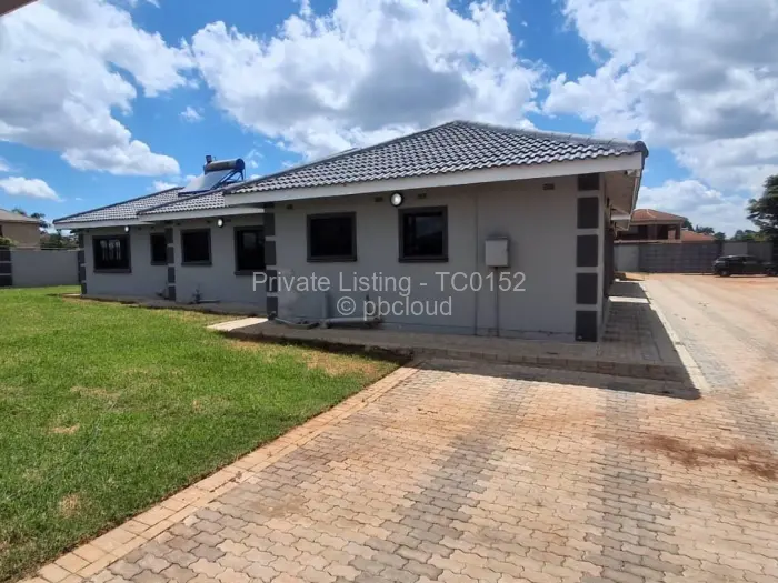 4 Bedroom House to Rent in Mount Pleasant Heights