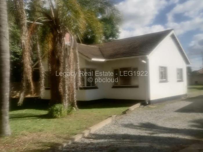 3 Bedroom House to Rent in Mabelreign, Harare