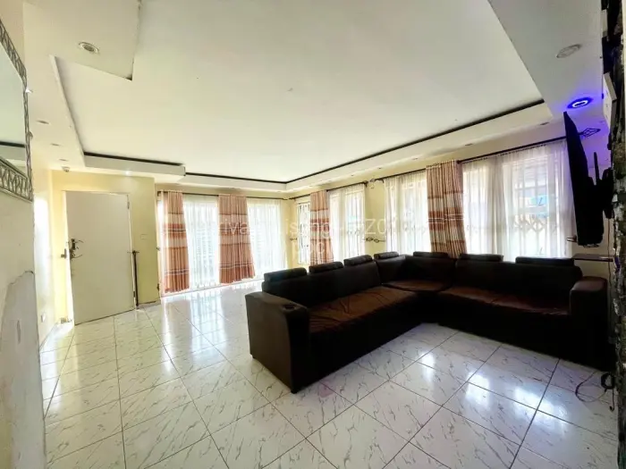 House to Rent in Highlands