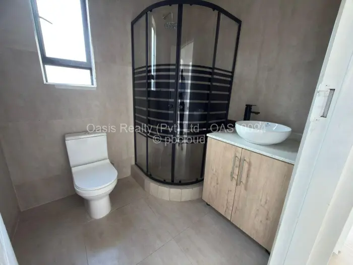 Townhouse/Cluster for Sale in Arlington, Harare