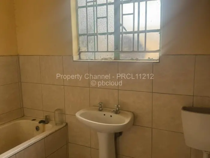 Retail/Shop to Rent in Avenues, Harare