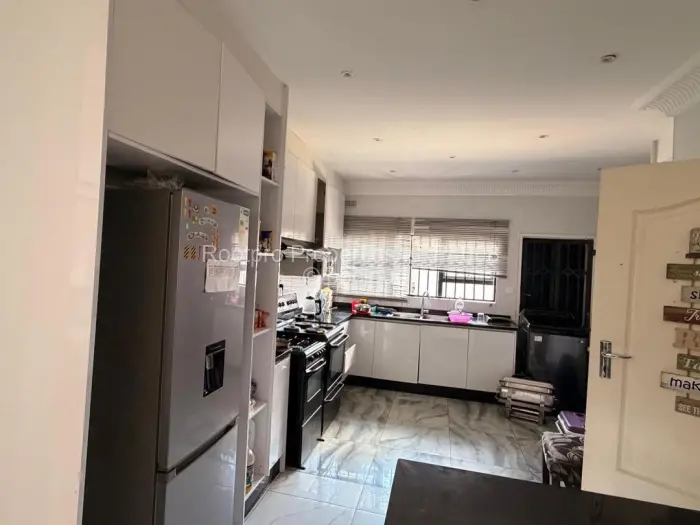 House for Sale in Mabvazuva Estates, Ruwa