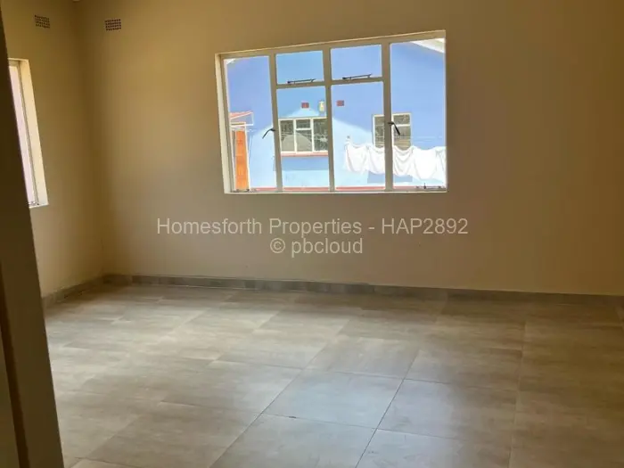 Townhouse/Cluster for Sale in Waterfalls, Harare