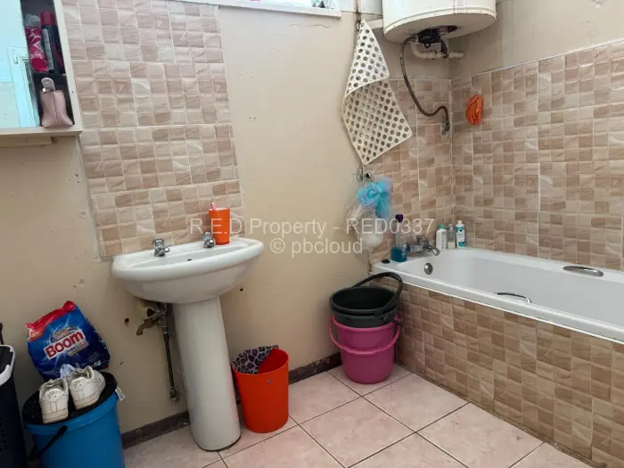 Flat/Apartment for Sale in Bulawayo City Centre, Bulawayo