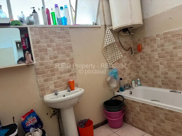 Flat/Apartment for Sale in Bulawayo City Centre, Bulawayo