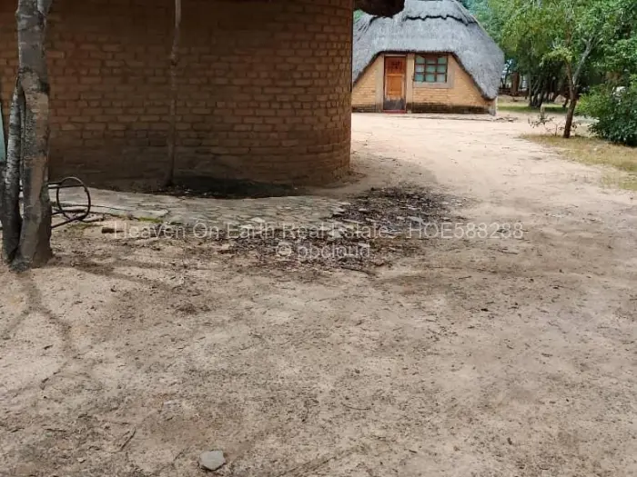 Warehouse/Industrial for Sale in Mutoko, Mutoko