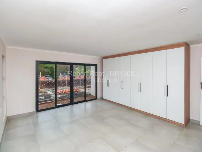 Townhouse/Cluster for Sale in Newlands, Harare