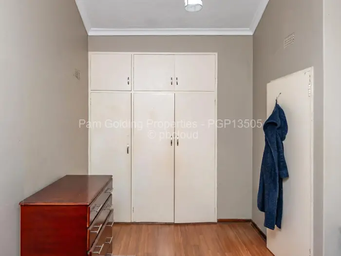 Flat/Apartment for Sale in Greystone Park, Harare