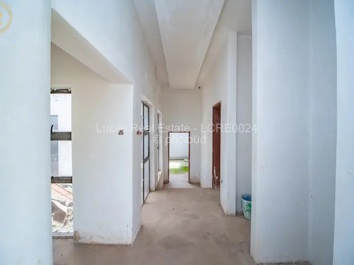 6 Bedroom House for Sale in Shawasha Hills, Harare