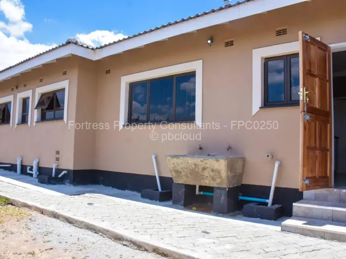 Townhouse/Cluster to Rent in Rainham, Harare