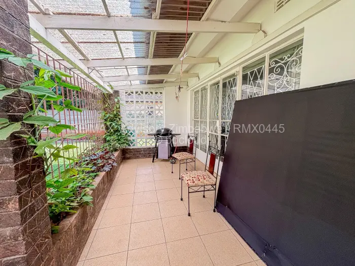 3 Bedroom House to Rent in Upper Hillside