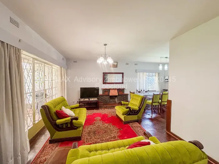 3 Bedroom House to Rent in Upper Hillside