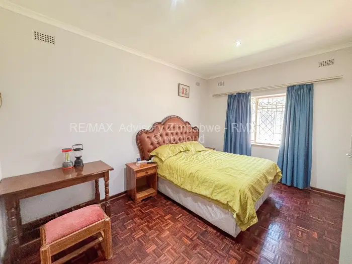 3 Bedroom House to Rent in Upper Hillside