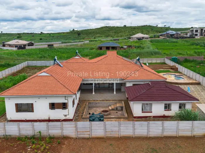 4 Bedroom House to Rent in Crowhill Views, Harare