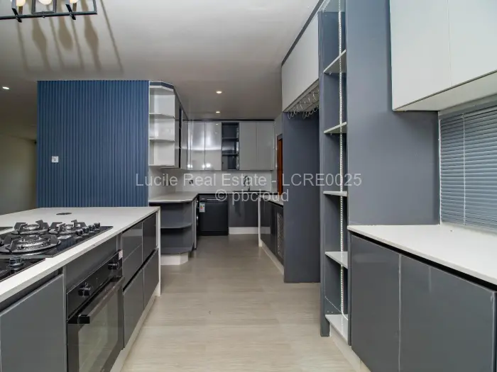 Flat/Apartment to Rent in Borrowdale Brooke, Harare