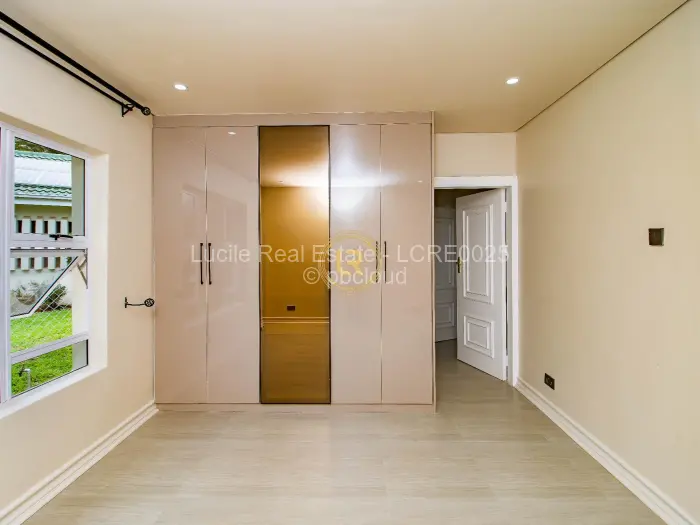 Flat/Apartment to Rent in Borrowdale Brooke