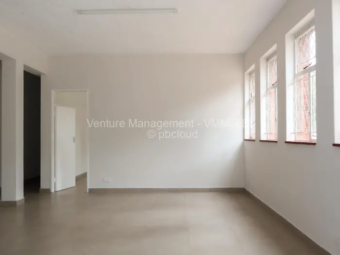 Office to Rent in Bluff Hill
