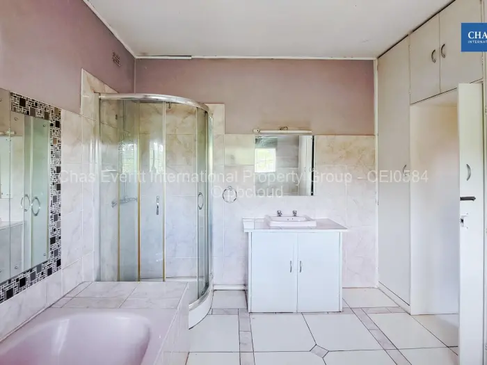 3 Bedroom House to Rent in Milton Park