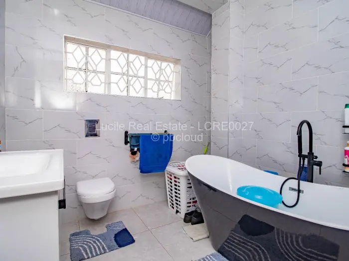 3 Bedroom House for Sale in Highlands, Harare