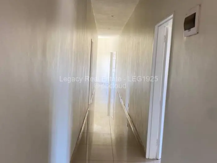 8 Bedroom House for Sale in Gletwin Park, Harare