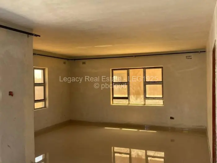 8 Bedroom House for Sale in Gletwin Park, Harare