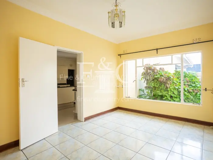 5 Bedroom House for Sale in Borrowdale West, Harare