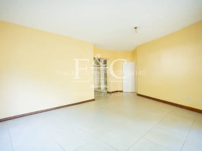 5 Bedroom House for Sale in Borrowdale West, Harare