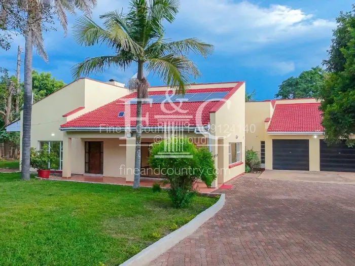 5 Bedroom House for Sale in Borrowdale West, Harare