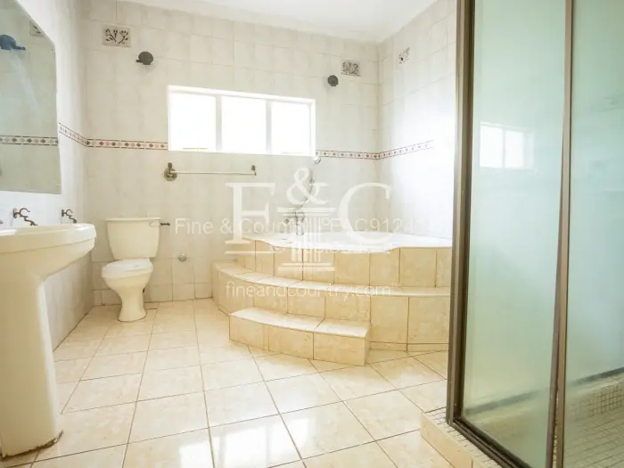 5 Bedroom House for Sale in Borrowdale West, Harare