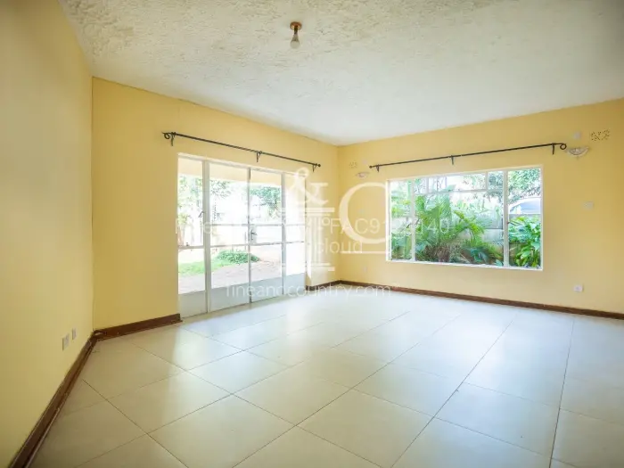 5 Bedroom House for Sale in Borrowdale West, Harare