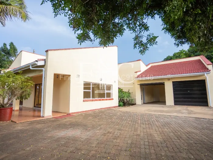 5 Bedroom House for Sale in Borrowdale West, Harare