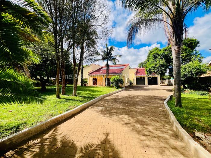 5 Bedroom House for Sale in Borrowdale West, Harare
