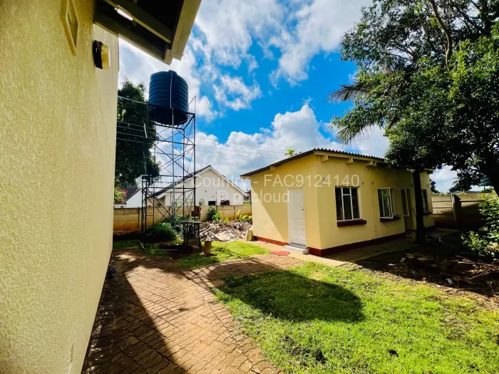 5 Bedroom House for Sale in Borrowdale West, Harare