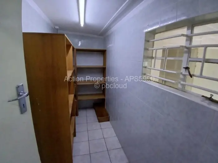 5 Bedroom House to Rent in Belvedere